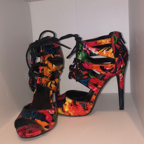 Steve Madden Vibrant Floral Stiletto - Picture 3 of 5